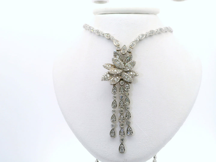 ANTIQUE 5.00 CTW G SI Floral Diamond Necklace in 14KT White Gold