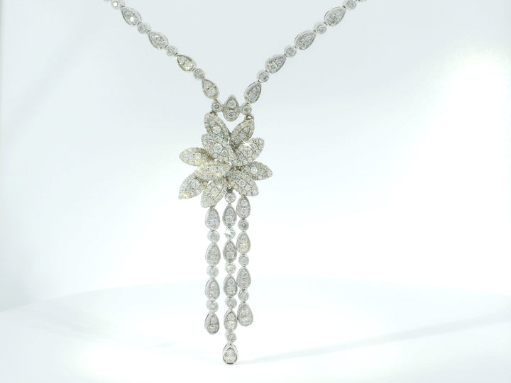 ANTIQUE 5.00 CTW G SI Floral Diamond Necklace in 14KT White Gold