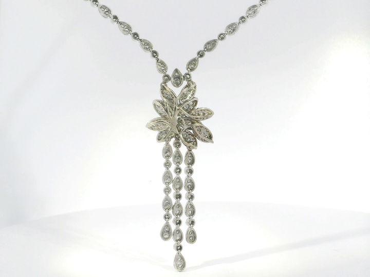 ANTIQUE 5.00 CTW G SI Floral Diamond Necklace in 14KT White Gold