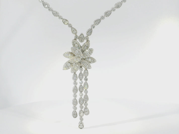 ANTIQUE 5.00 CTW G SI Floral Diamond Necklace in 14KT White Gold