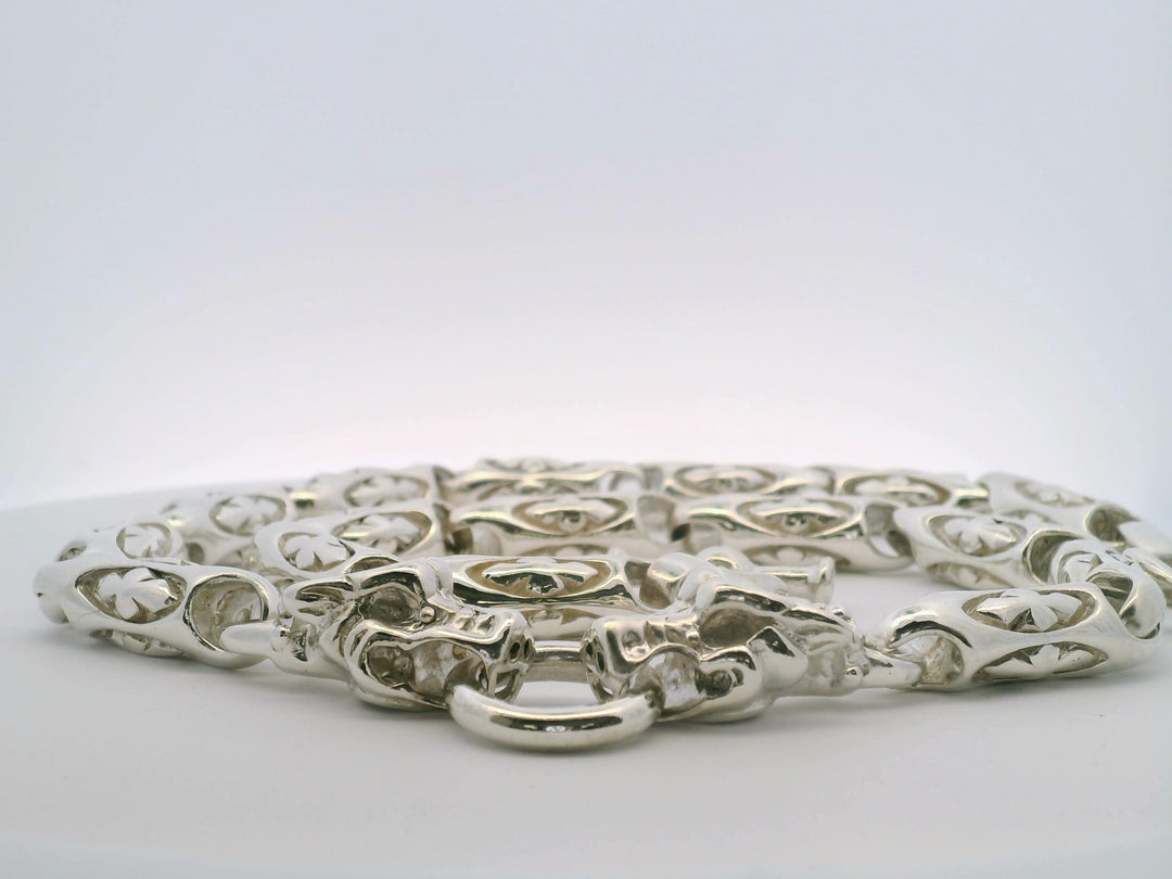 Elegant Silver Necklace.