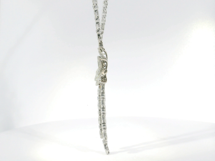 ANTIQUE 5.00 CTW G SI Floral Diamond Necklace in 14KT White Gold