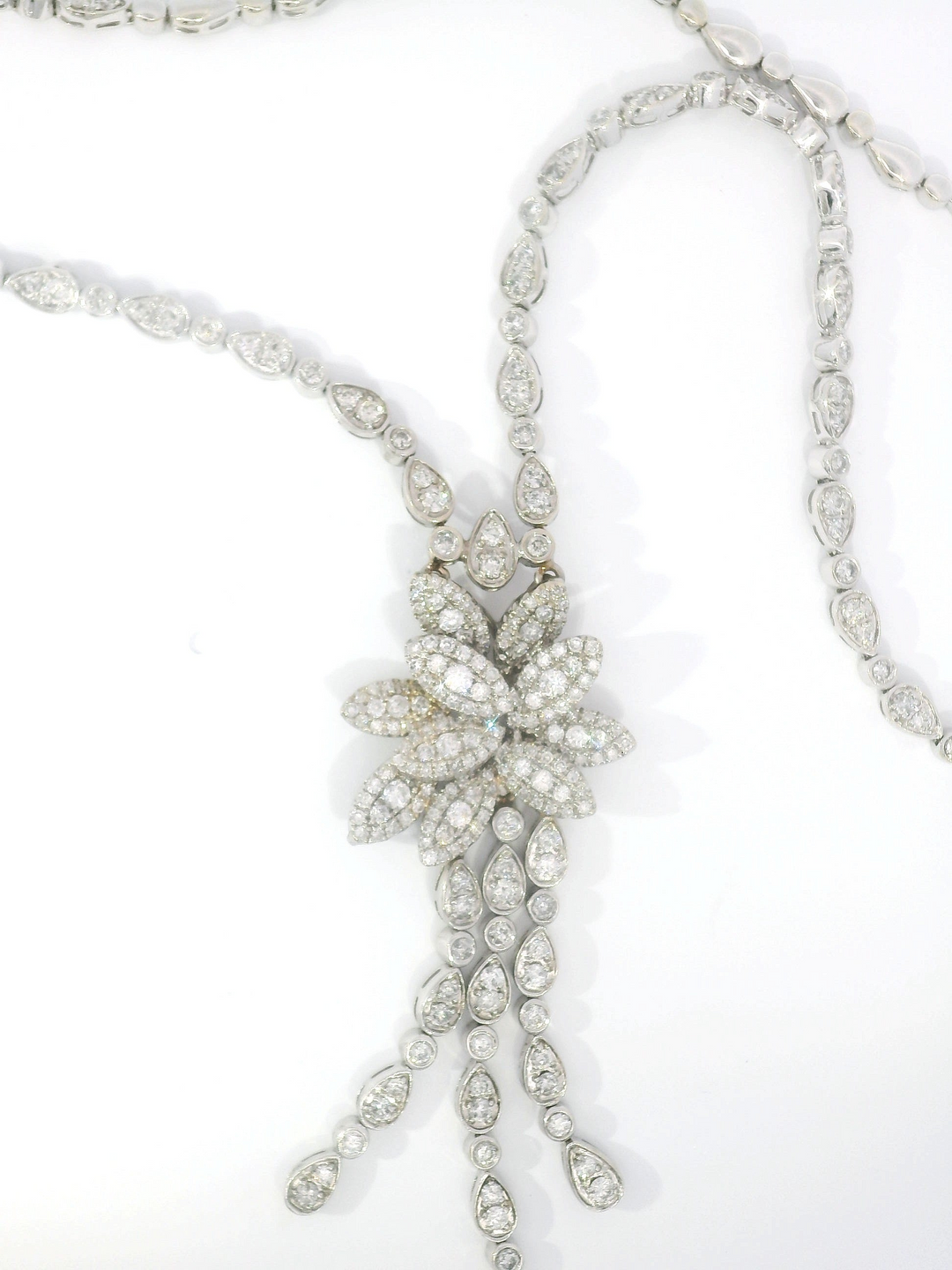ANTIQUE 5.00 CTW G SI Floral Diamond Necklace in 14KT White Gold