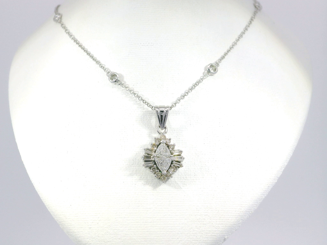 1.60 CTW Diamond Pendant Necklace in 18KT White Gold