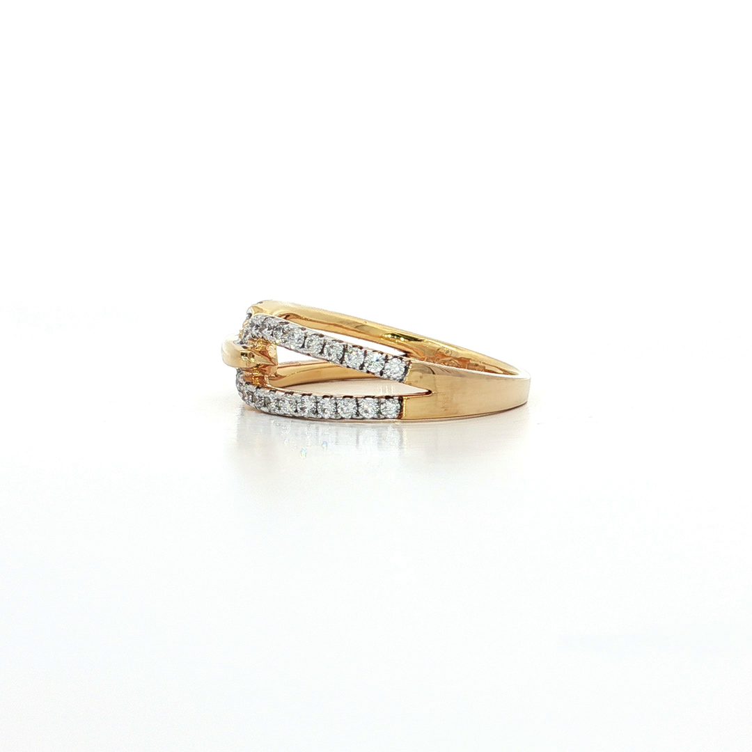 0.40 CTW Natural Colorless Round Brilliant Cut Pavé Diamonds in an 18kt Yellow and White Gold Chain-Linked Ring