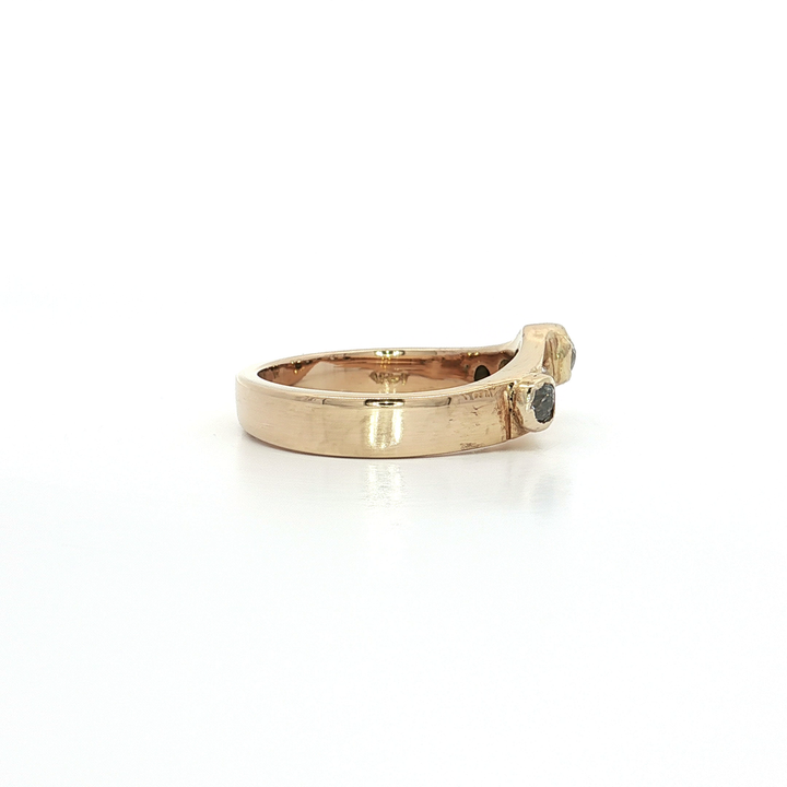 0.50 CTW Antique Rose Cut Near-Colorless Diamonds Bezel-Set in a 14kt Yellow Gold Band