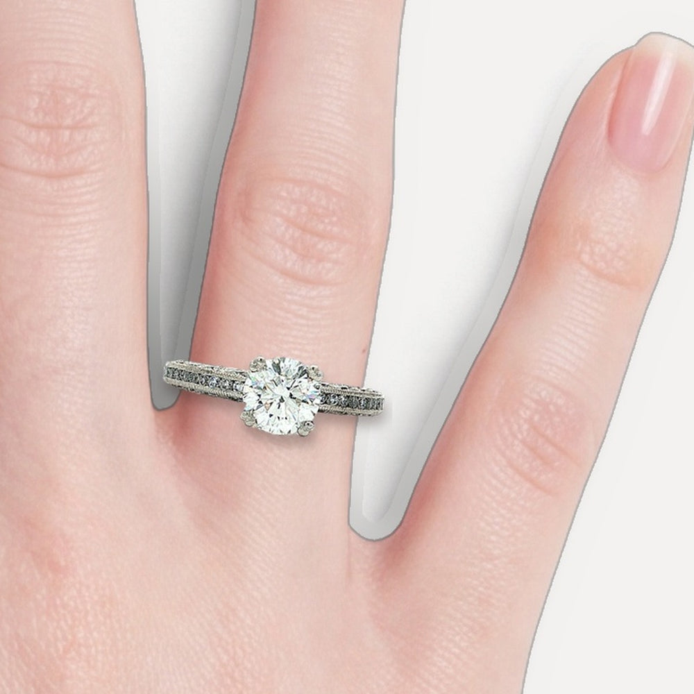 DR1949+R820045 shown on a hand (light skin tone)