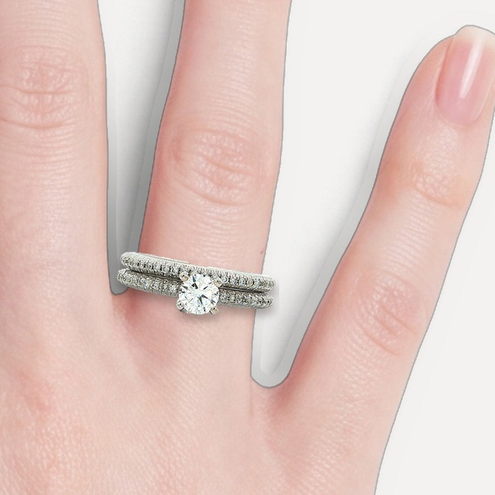DR1961+RAV1024 shown on a hand (light skin tone)
