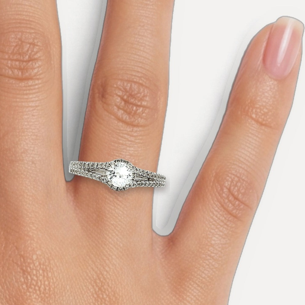DR2169+RMIB1016 shown on a hand (medium skin tone)