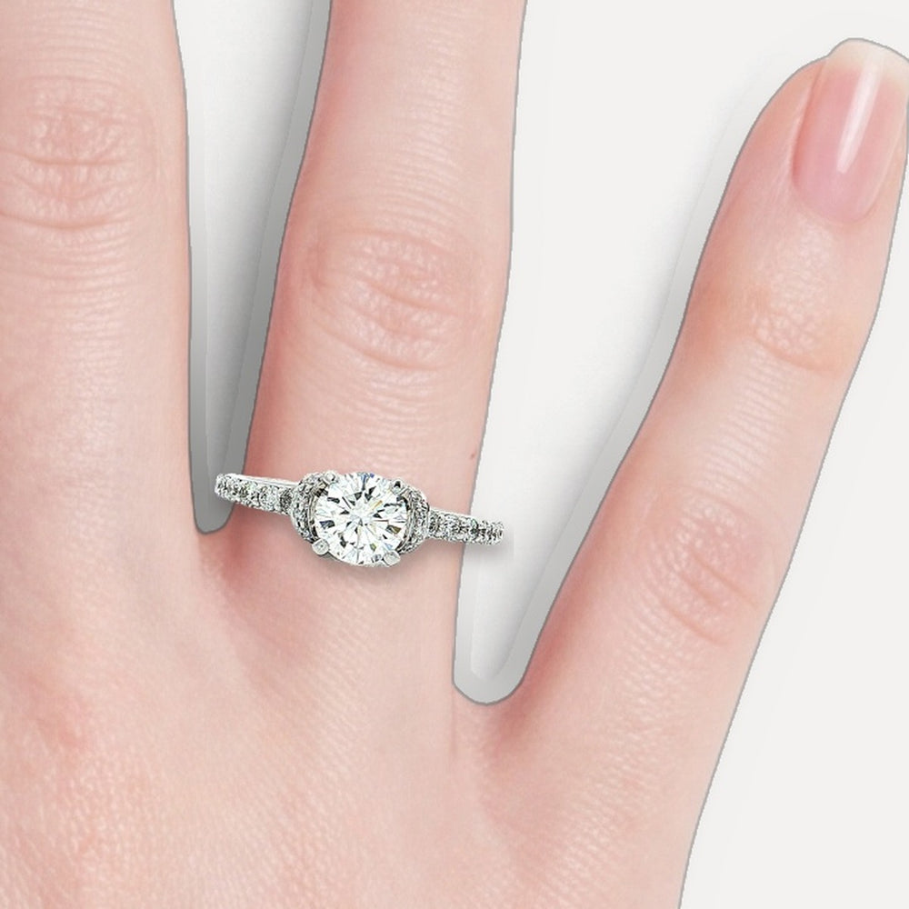 DR2279+RMIB1083 shown on a hand (light skin tone)