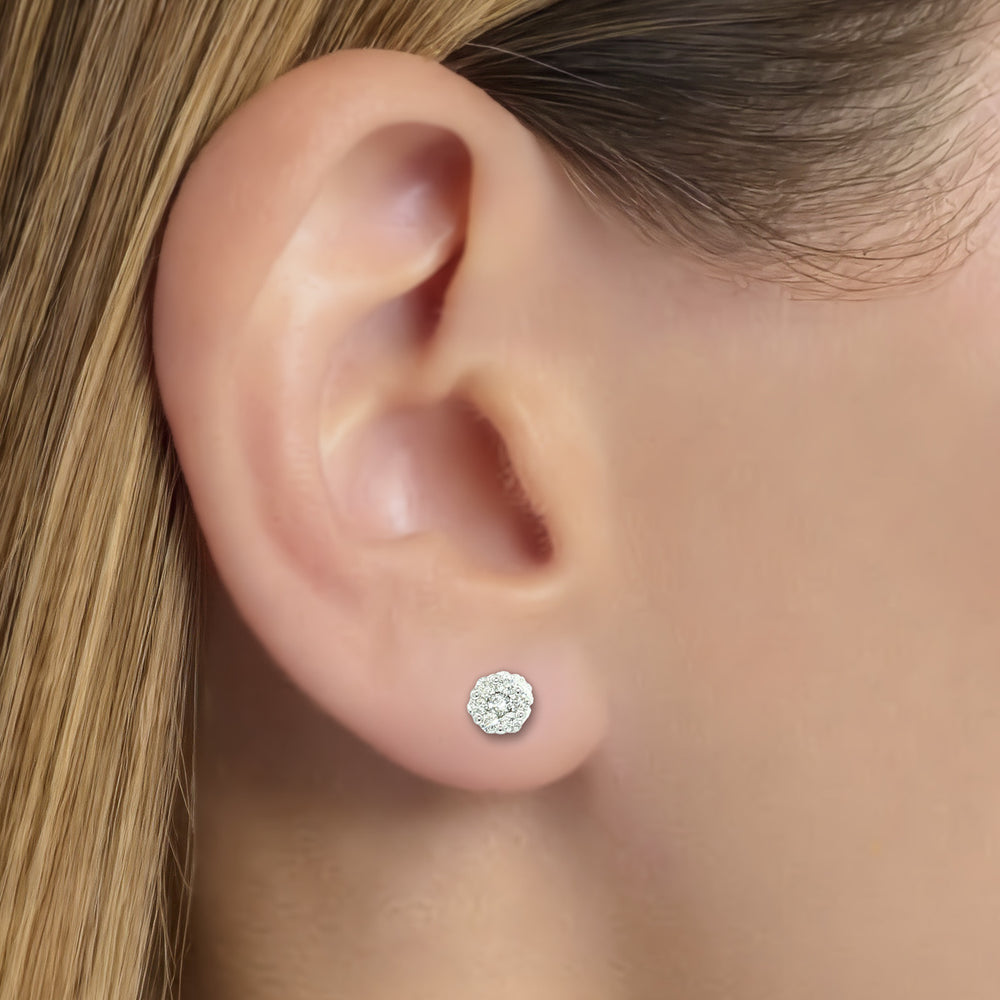 EQC1026 shown on the ear (light medium skin tone)