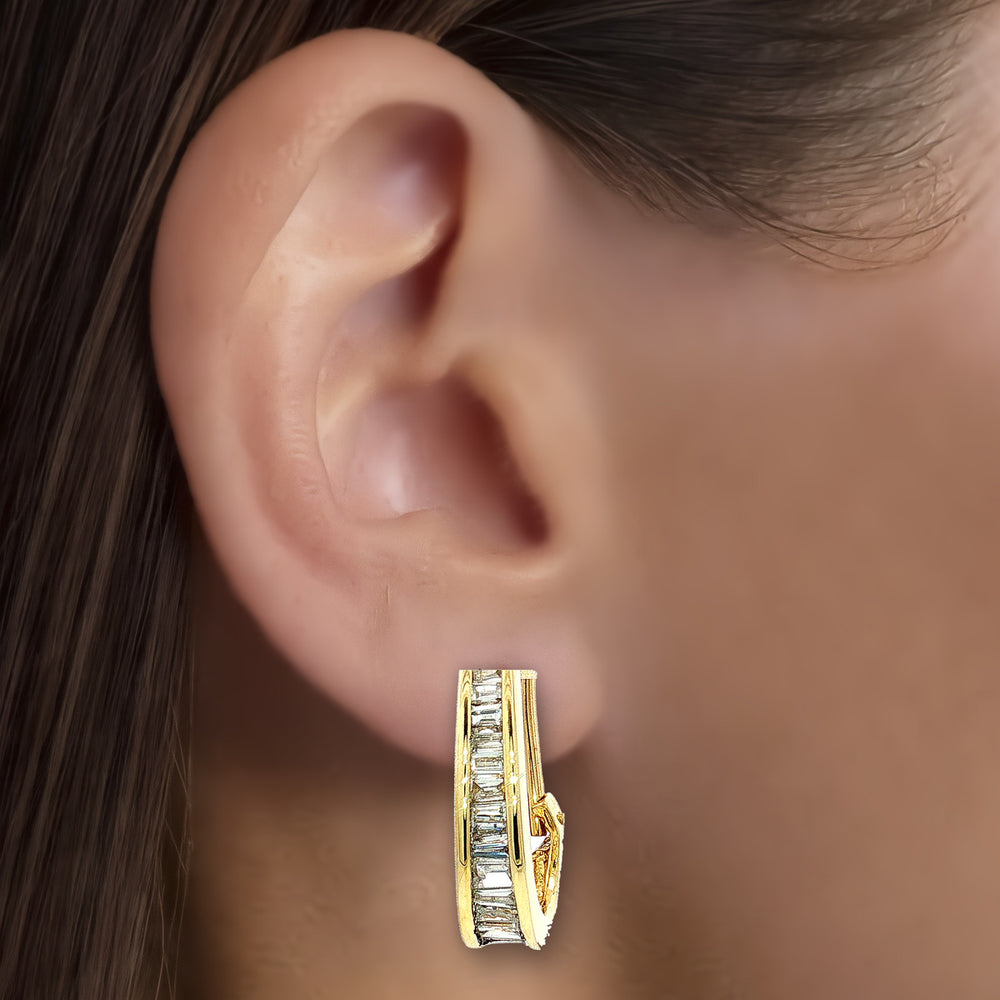 ET5049 shown on the ear (medium skin tone)