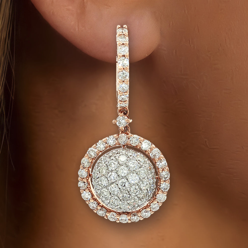 GJE1063 shown on the ear (medium deep skin tone)