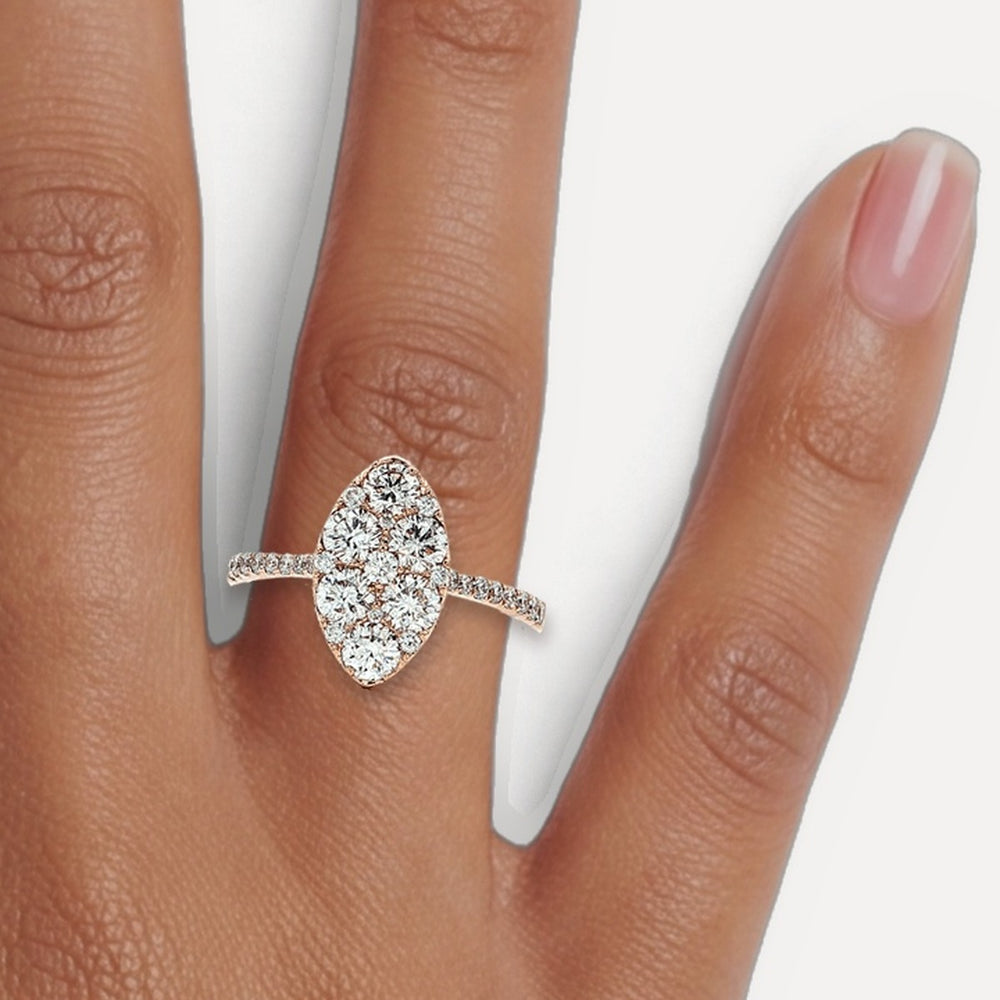 GJR1015 shown on a hand (medium deep skin tone)