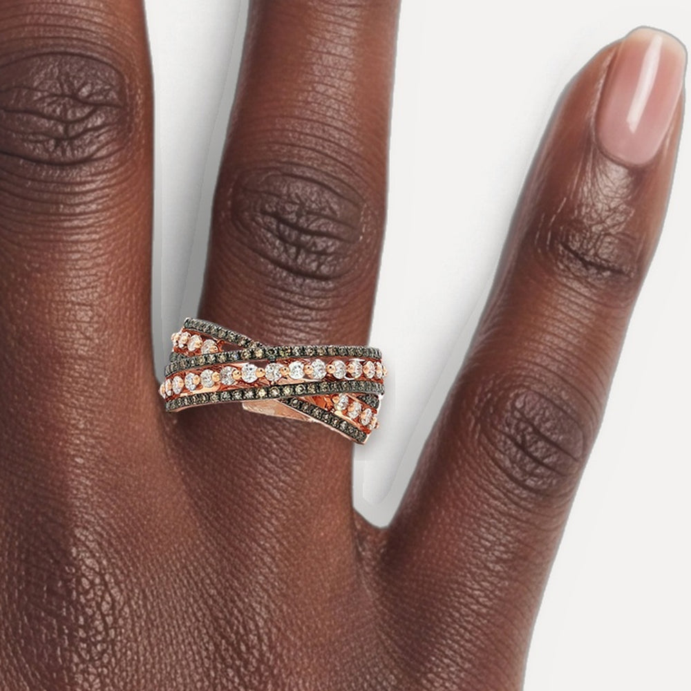 GJR1016 shown on a hand (deep skin tone)