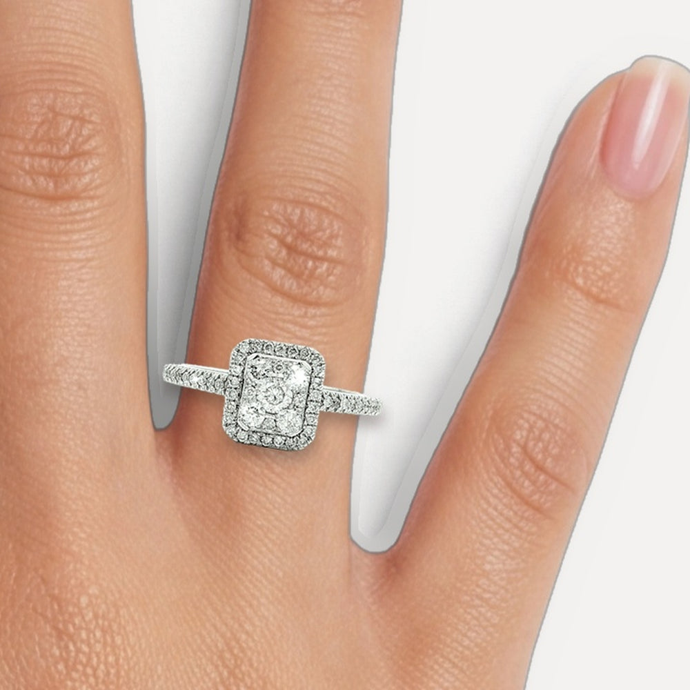 GJR1024 shown on a hand (medium skin tone)
