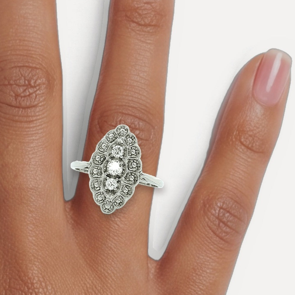 R610208 shown on a hand (medium deep skin tone)