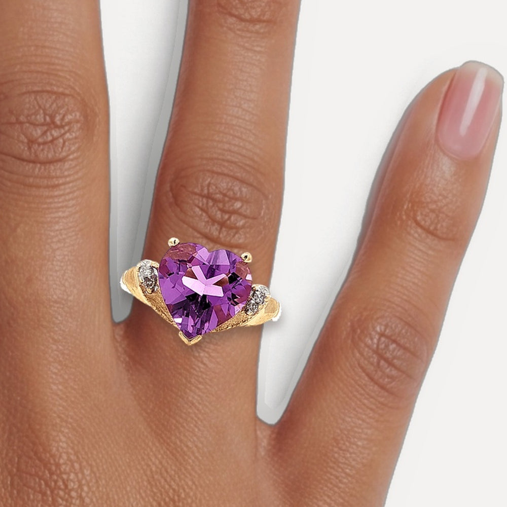 R76676-1 shown on a hand (medium deep skin tone)