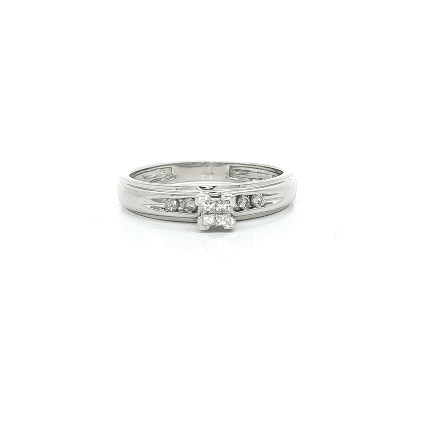 Princess Cut & Round Brilliant Cut Near Colorless Diamond Ring (1/2 ct. tw.) 14k White Gold