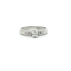 Princess Cut & Round Brilliant Cut Near Colorless Diamond Ring (½ ct. tw.) in 14k White Gold
