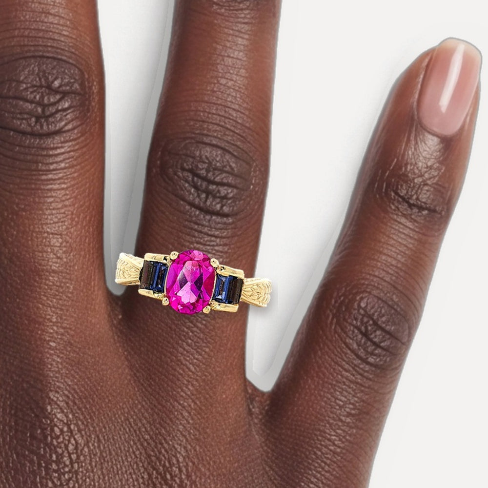 R79061 shown on a hand (deep skin tone)