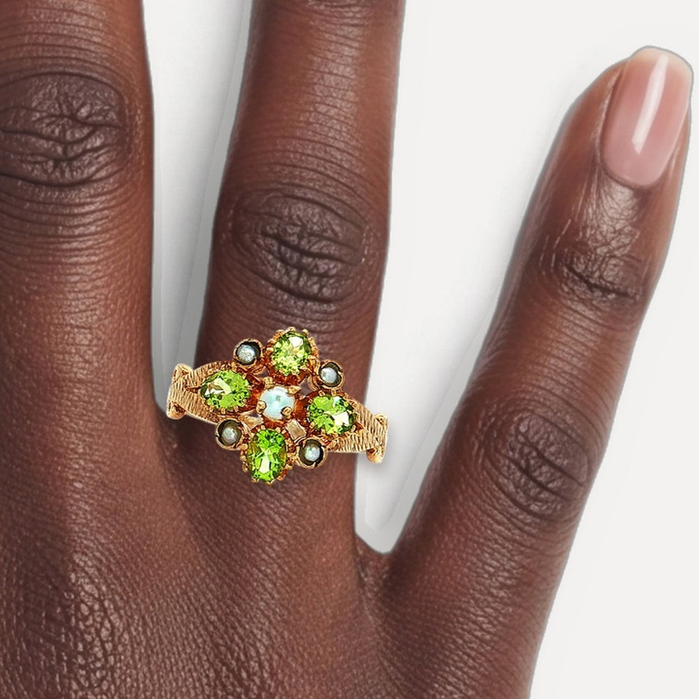 R80106 shown on a hand (deep skin tone)