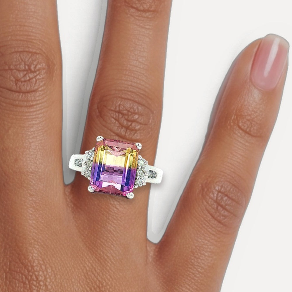 R80504 shown on a hand (medium deep skin tone)
