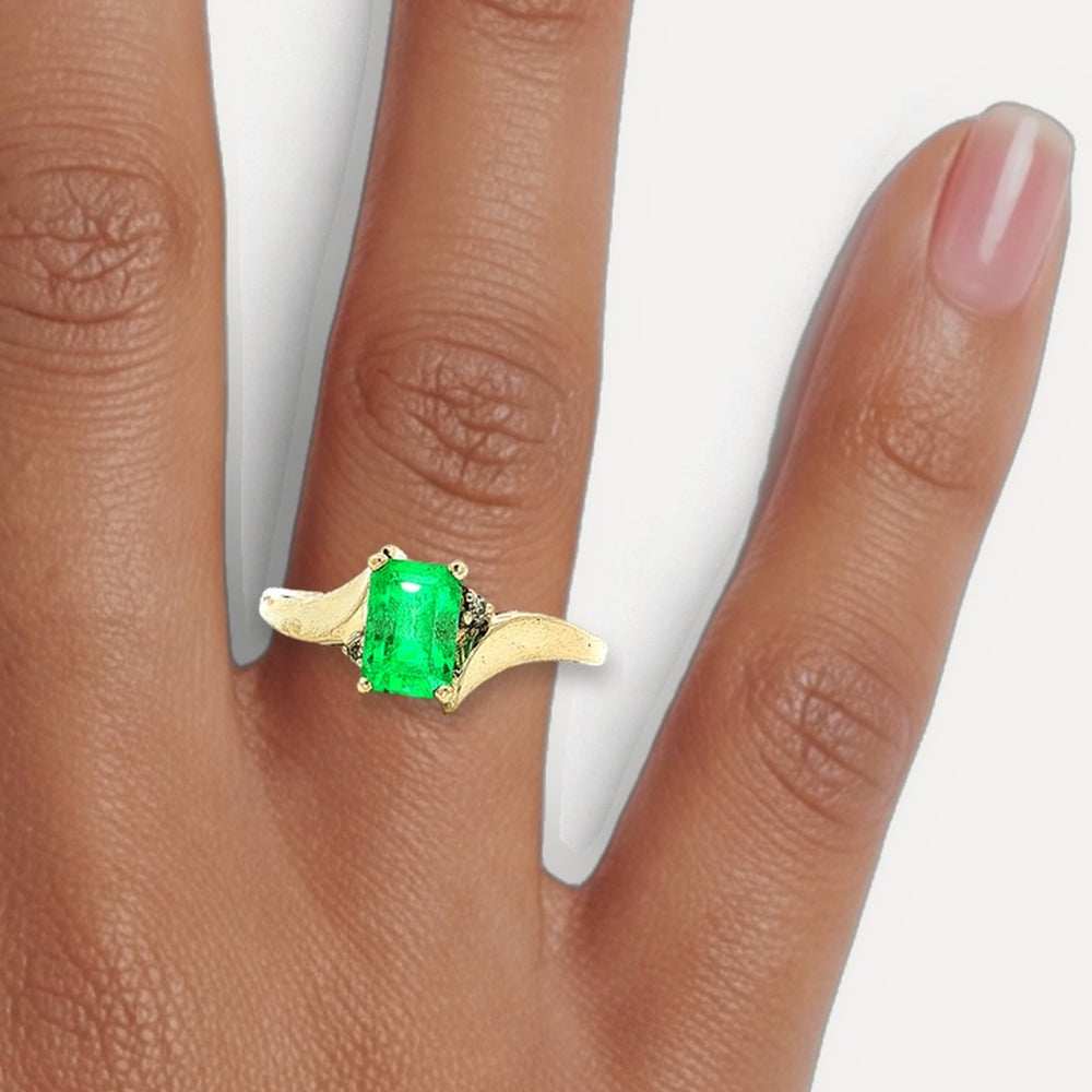 R80893 shown on a hand (medium deep skin tone)