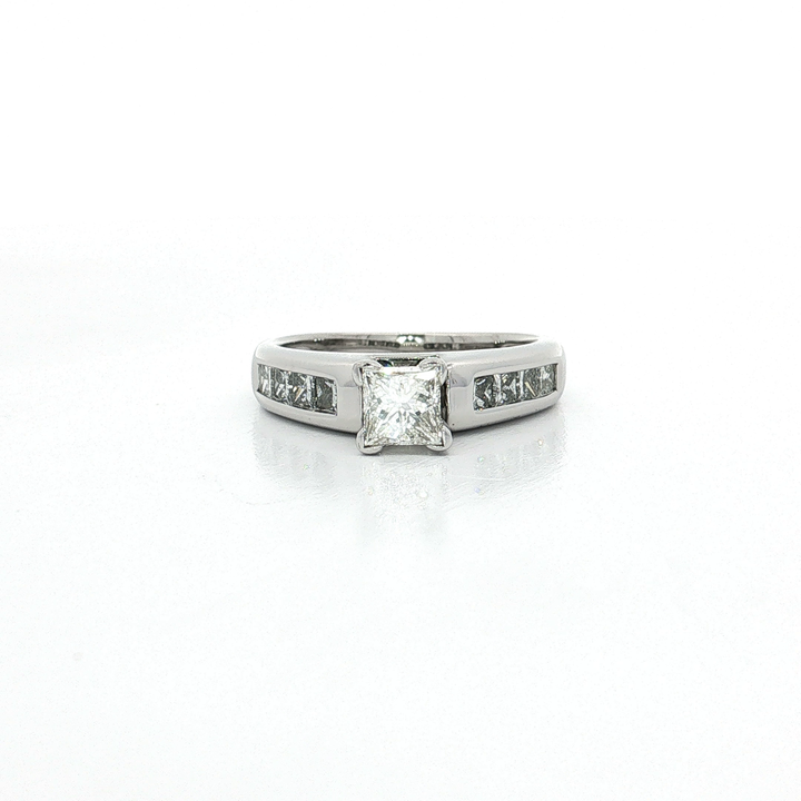 Colorless & Near Flawless Princess Cut Diamond Engagement Ring  (1 ¼ ct. tw.) in 14k White Gold