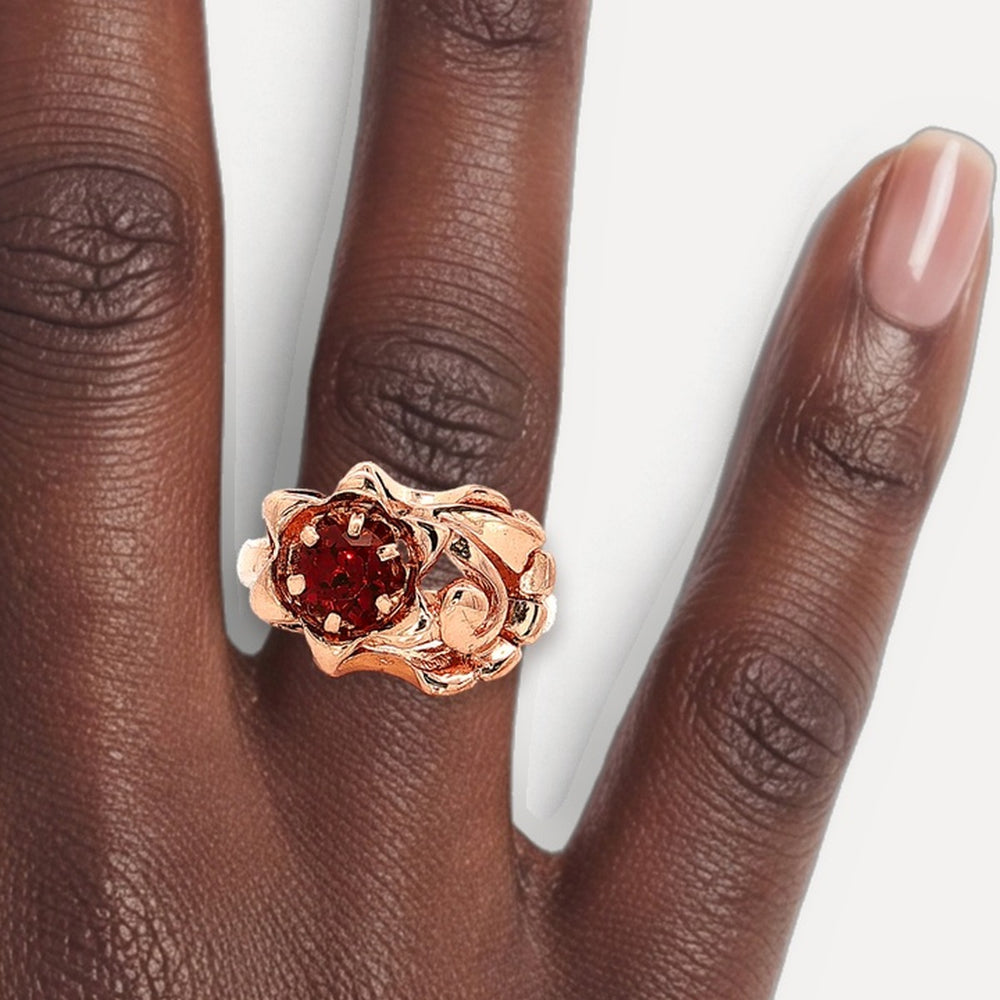 R810710 shown on a hand (deep skin tone)