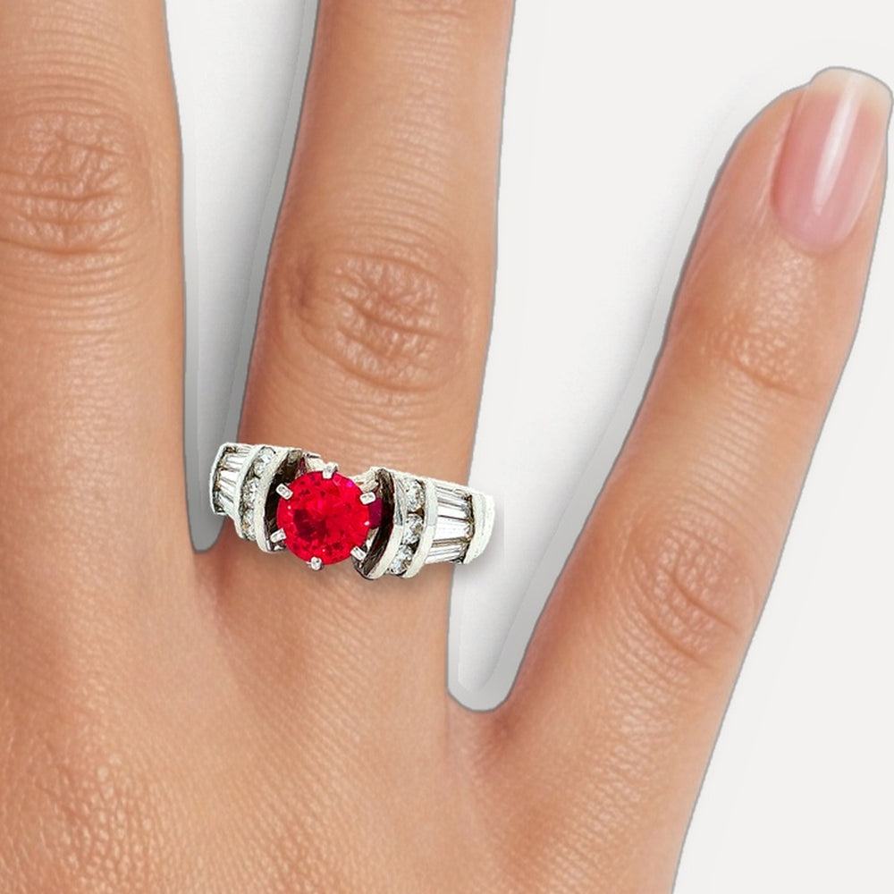R81181 shown on a hand (medium skin tone)