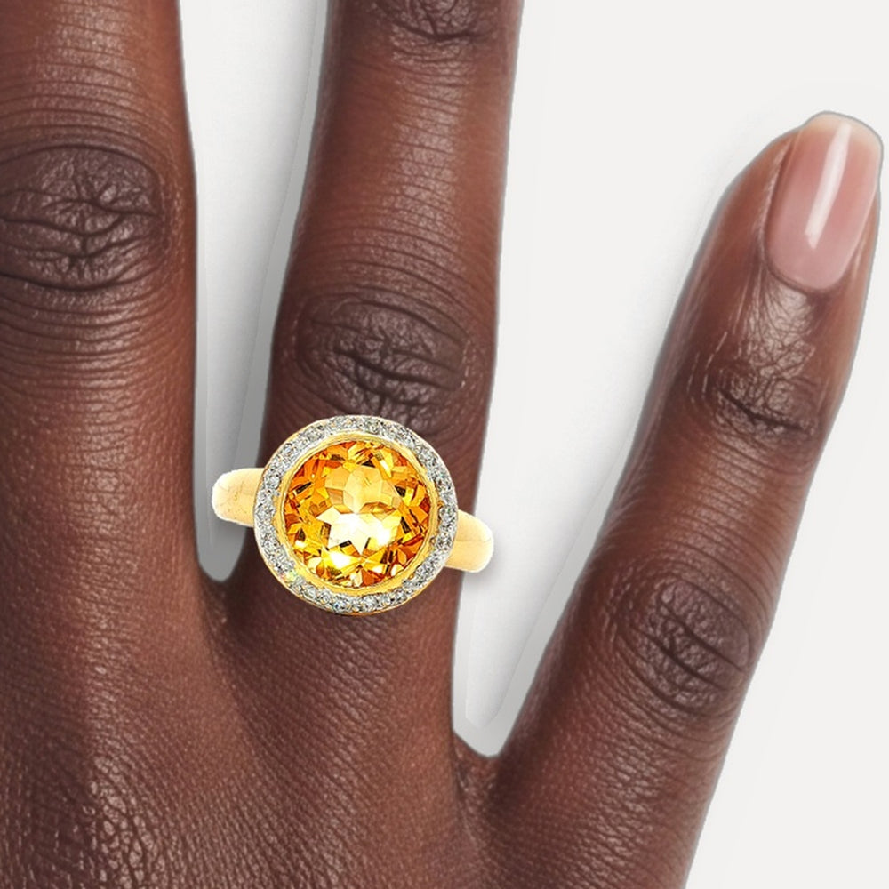 R820057 shown on a hand (deep skin tone)