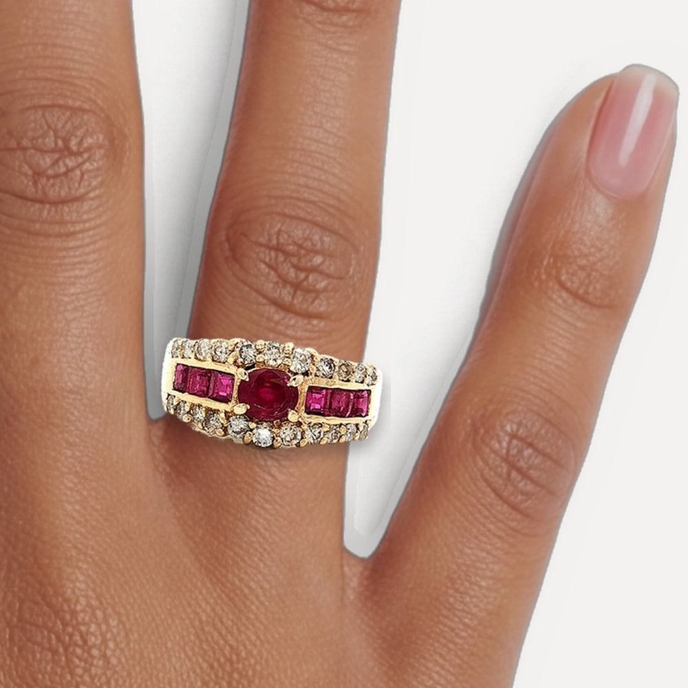 R821429 shown on a hand (medium deep skin tone)