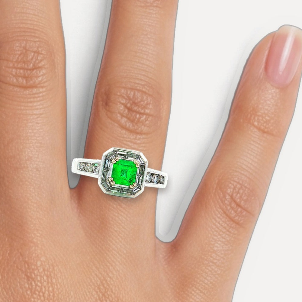 RNJ1006 shown on a hand (medium skin tone)