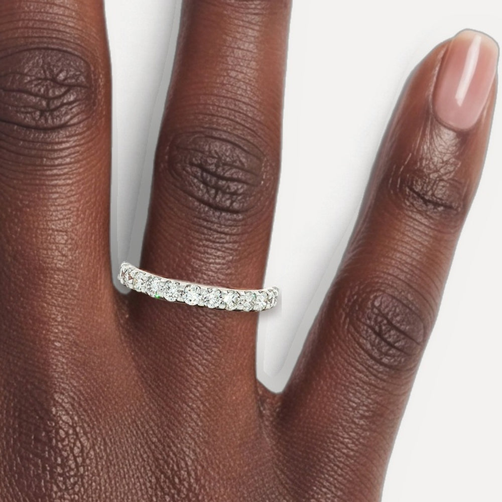 RPT1010 shown on a hand (deep skin tone)