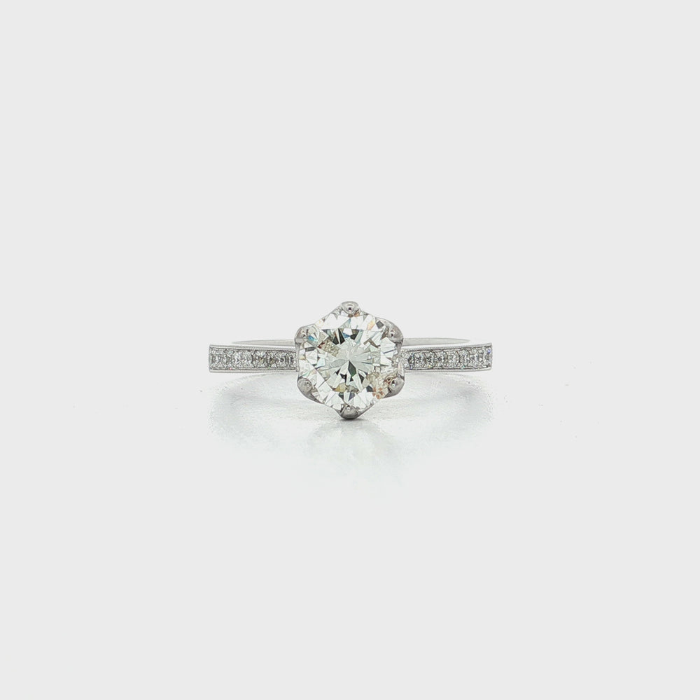 Round Diamond Engagement Ring 18k White Gold